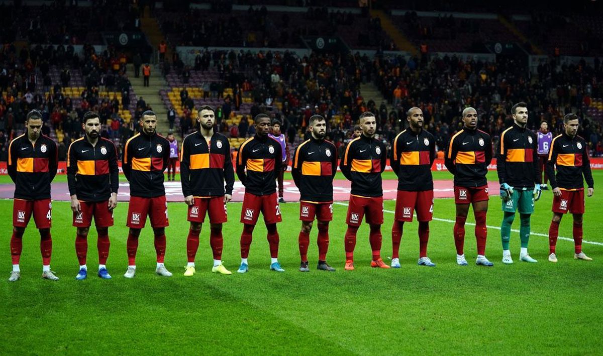 Aslan, şubatta İstanbul\'da