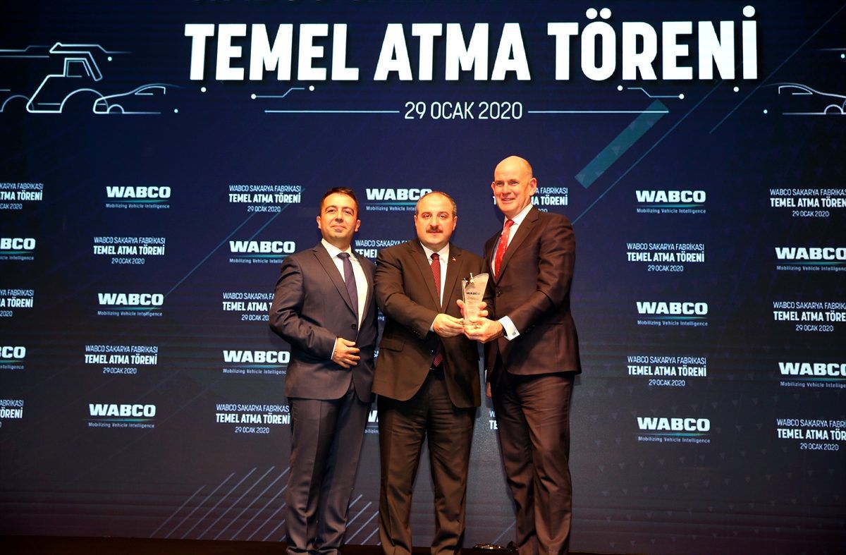 Bakan Varank, Sakarya\'da fabrika temel atma törenine katıldı: (2)