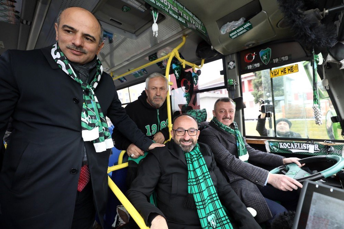 Başkan Büyükakın; "Bu takım ve bu kent, Süper Lig\'e yakışır"