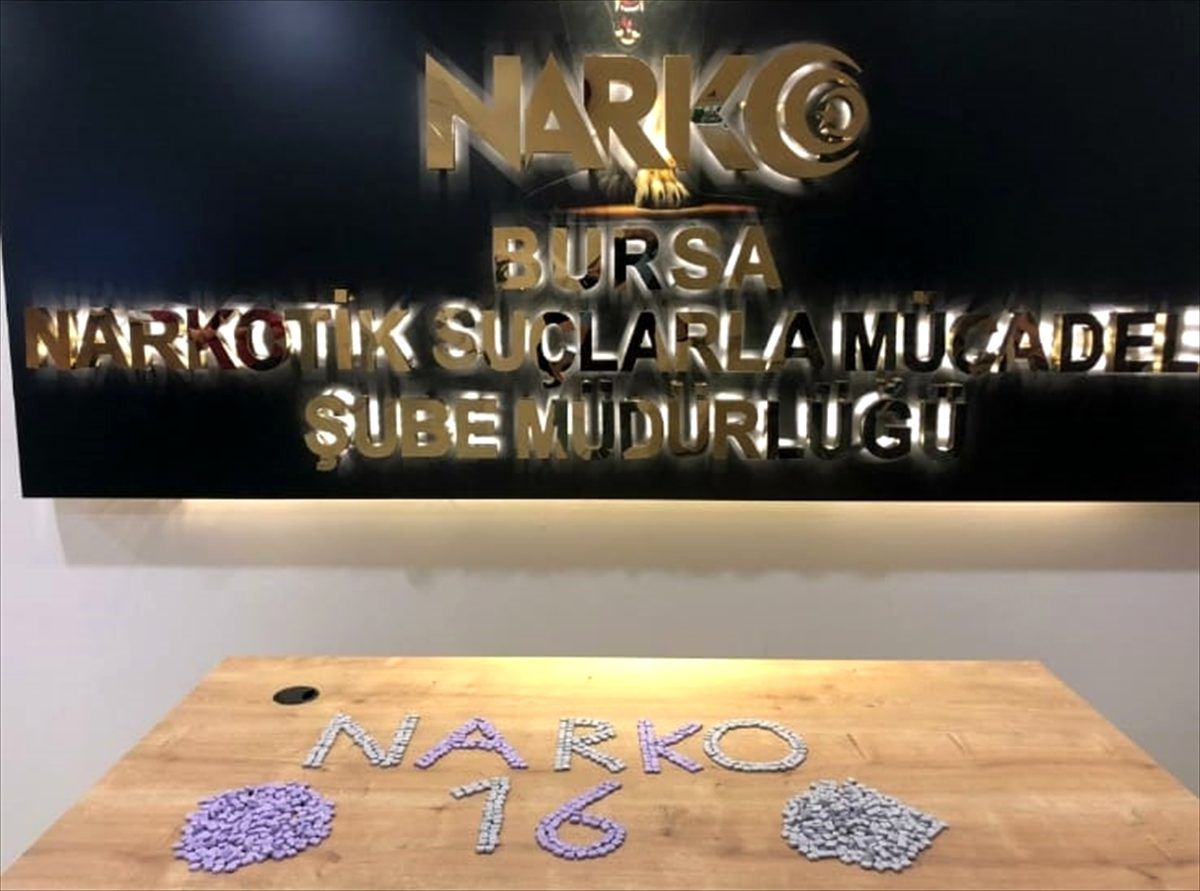 Bursa\'da uyuşturucu operasyonunda yakalanan 4 şüpheliden 2\'si tutuklandı