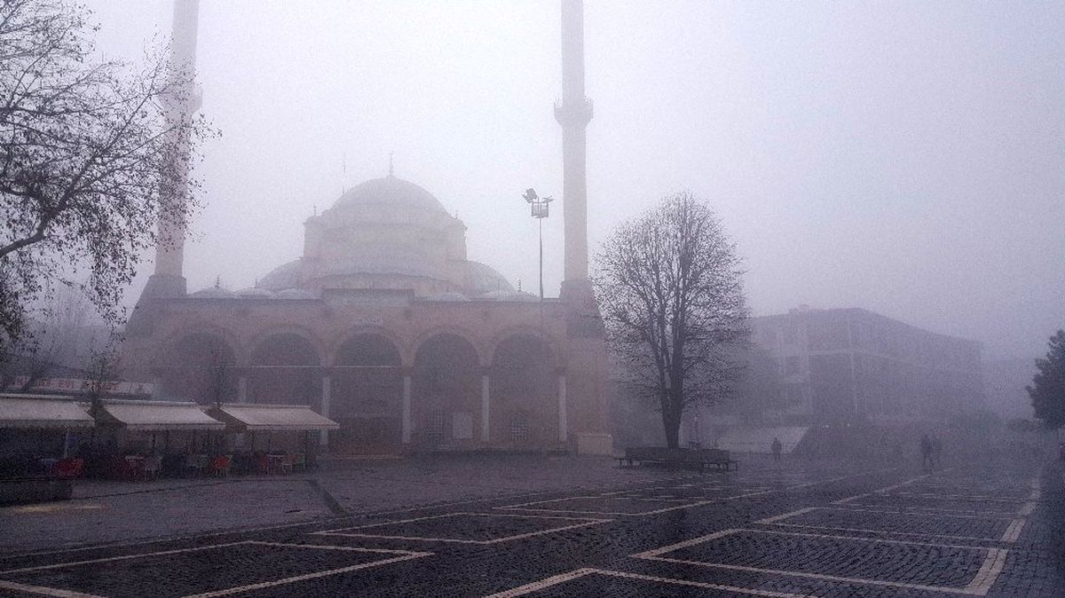 Düzce güne sisle uyandı