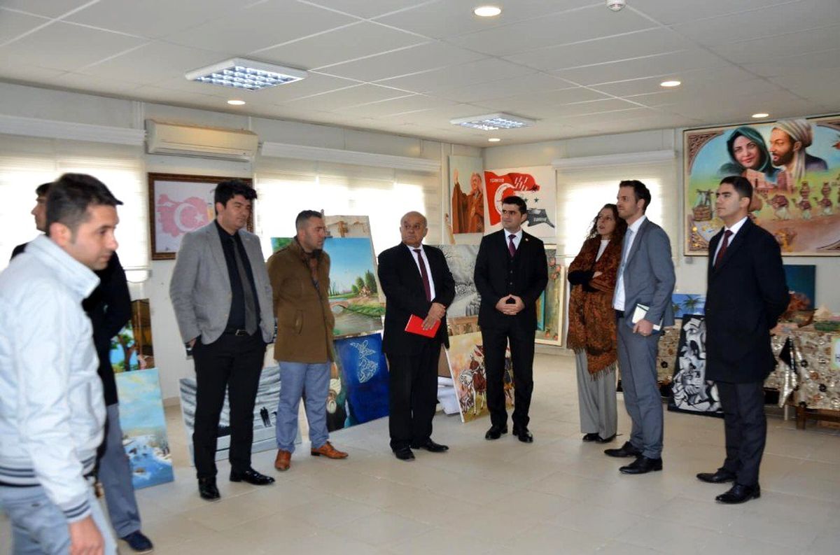 İsviçre Büyükelçiliğinden Elbeyli\'deki mülteci kampına ziyaret
