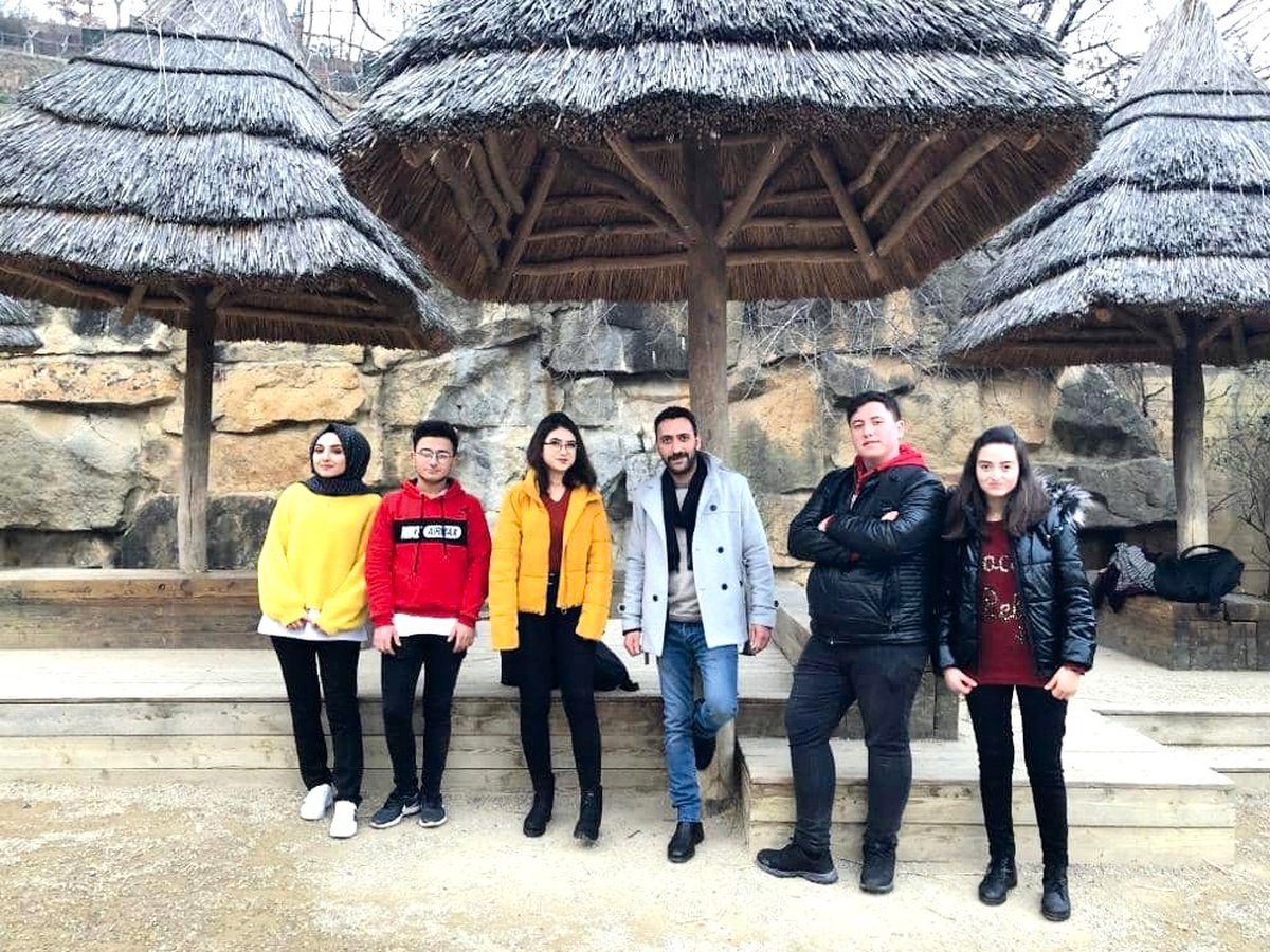 Öğrenciler ÇEK Cumhuriyeti\'ne gitti