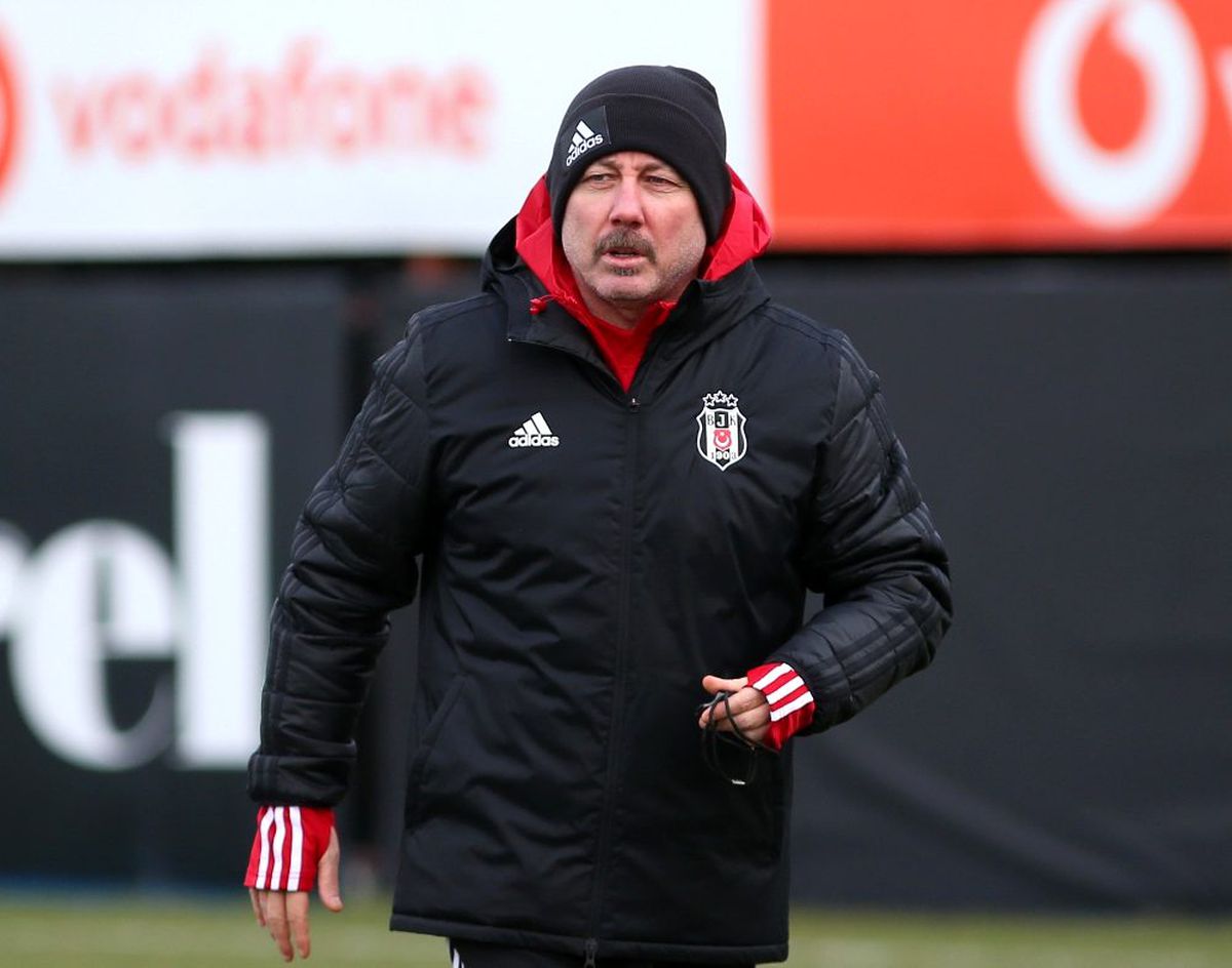 Sergen Yalçın, Beşiktaş ile ilk antrenmanına çıktı