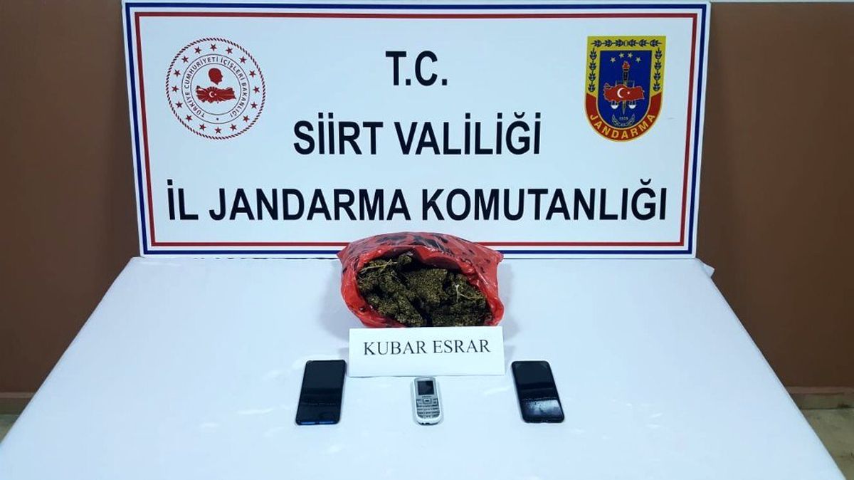 Siirt\'te uyuşturucu ticareti yapan 2 kişi gözaltına alındı