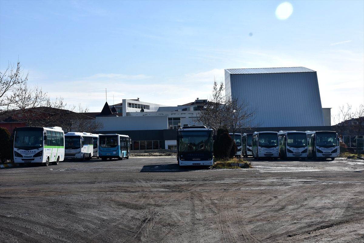 Tekirdağ\'da "akaryakıt yolsuzluğu" operasyonunda 11 şüpheli yakalandı