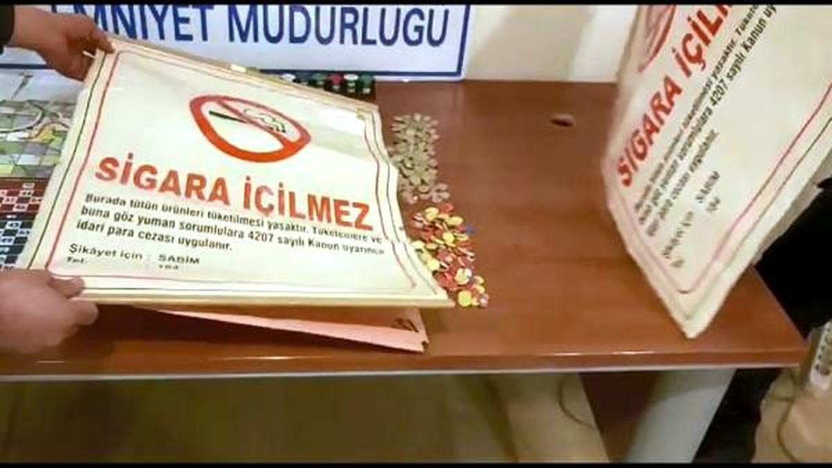 Tombala kartları \'sigara içilmez\' levhasının arkasında çıktı