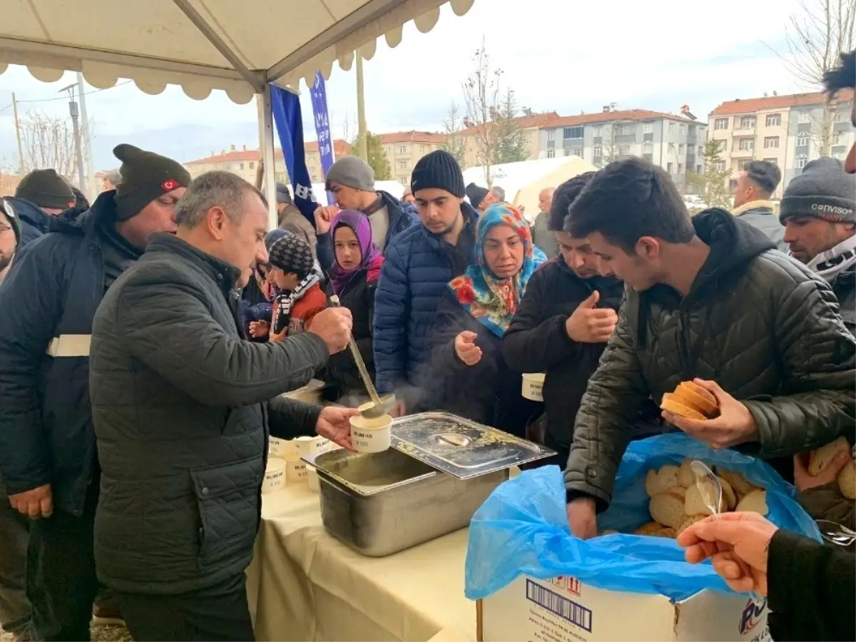 Vali Sonel\'den Elazığ\'da gönüllülük çalışmasına destek