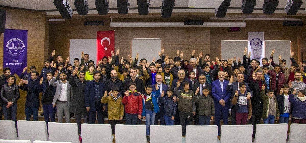 Van\'da \'Gençliğe Değer Programı\' devam ediyor