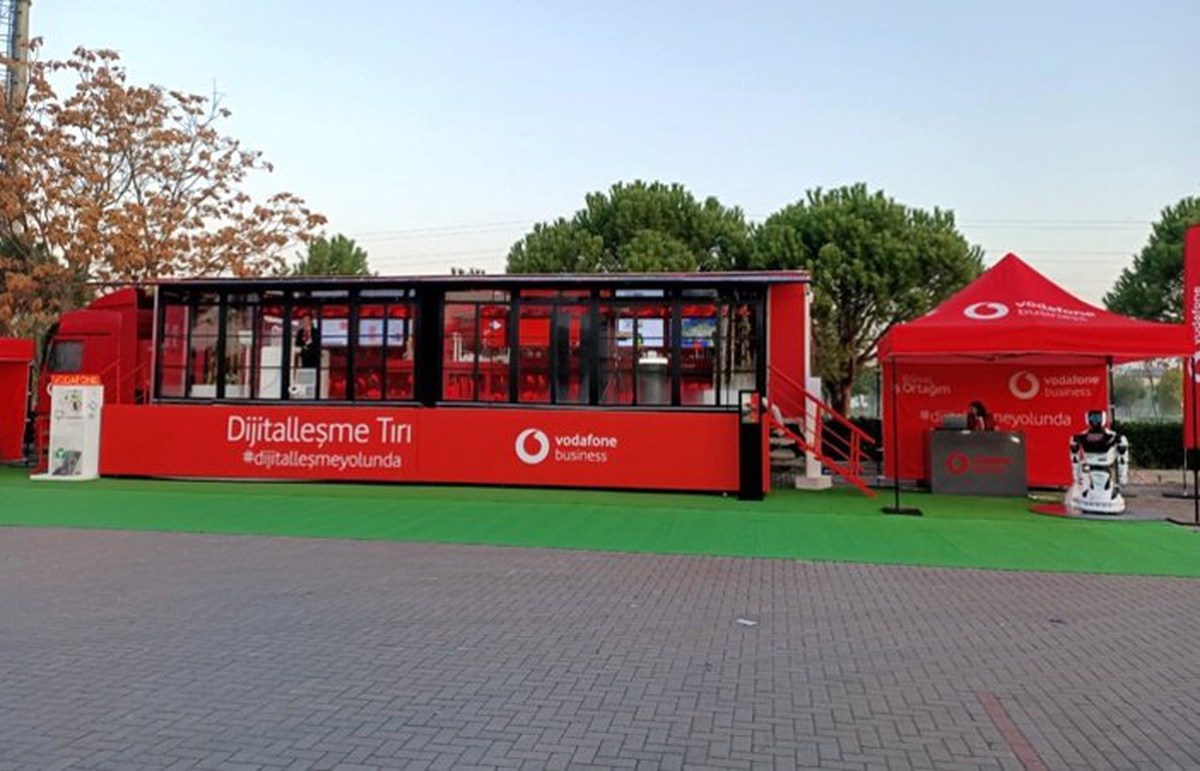 Vodafone Busıness dijitalleşme tırı Türkiye turunu tamamladı