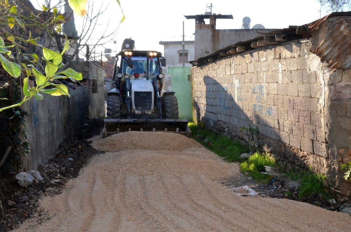 Yenice\'de, Büyükşehir Belediyesinin altyapı çalışmaları sürüyor