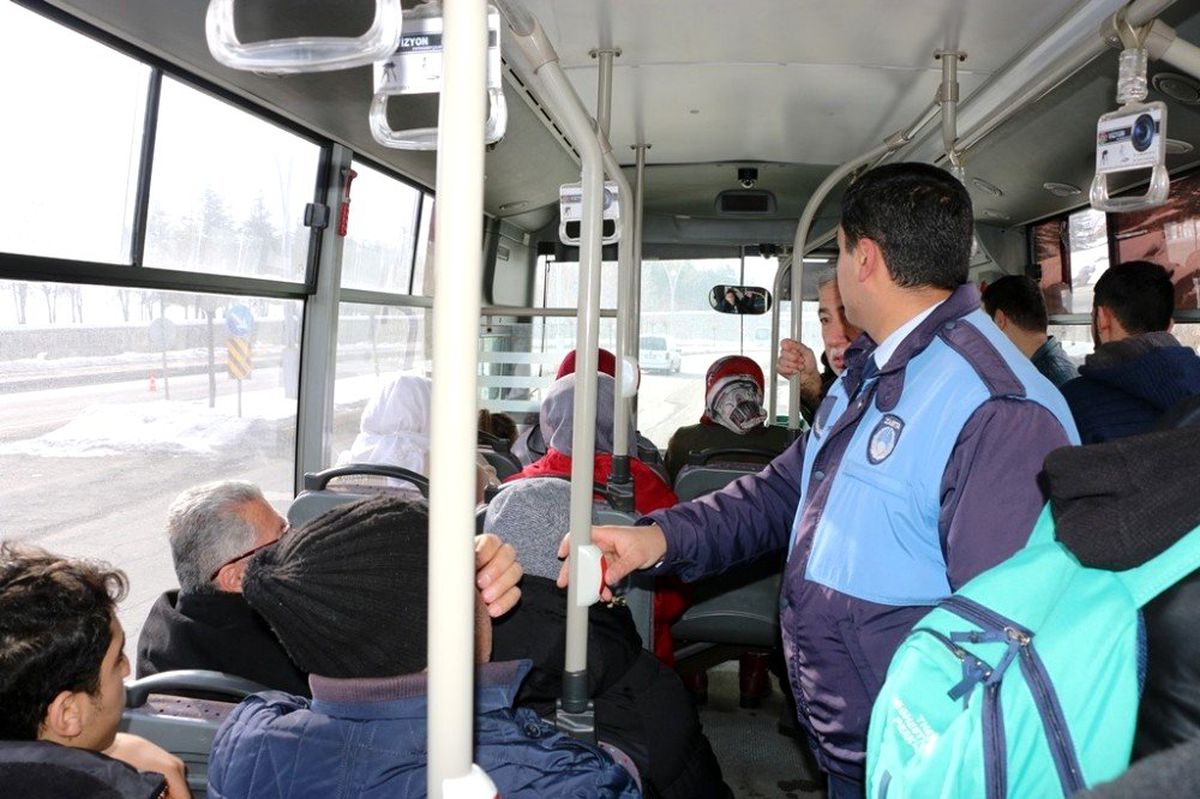 Zabıta ekiplerinden otobüslerde klima denetimi