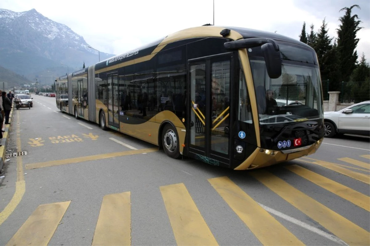 24 metrelik elektrikli otobüsler test edilmeye başladı