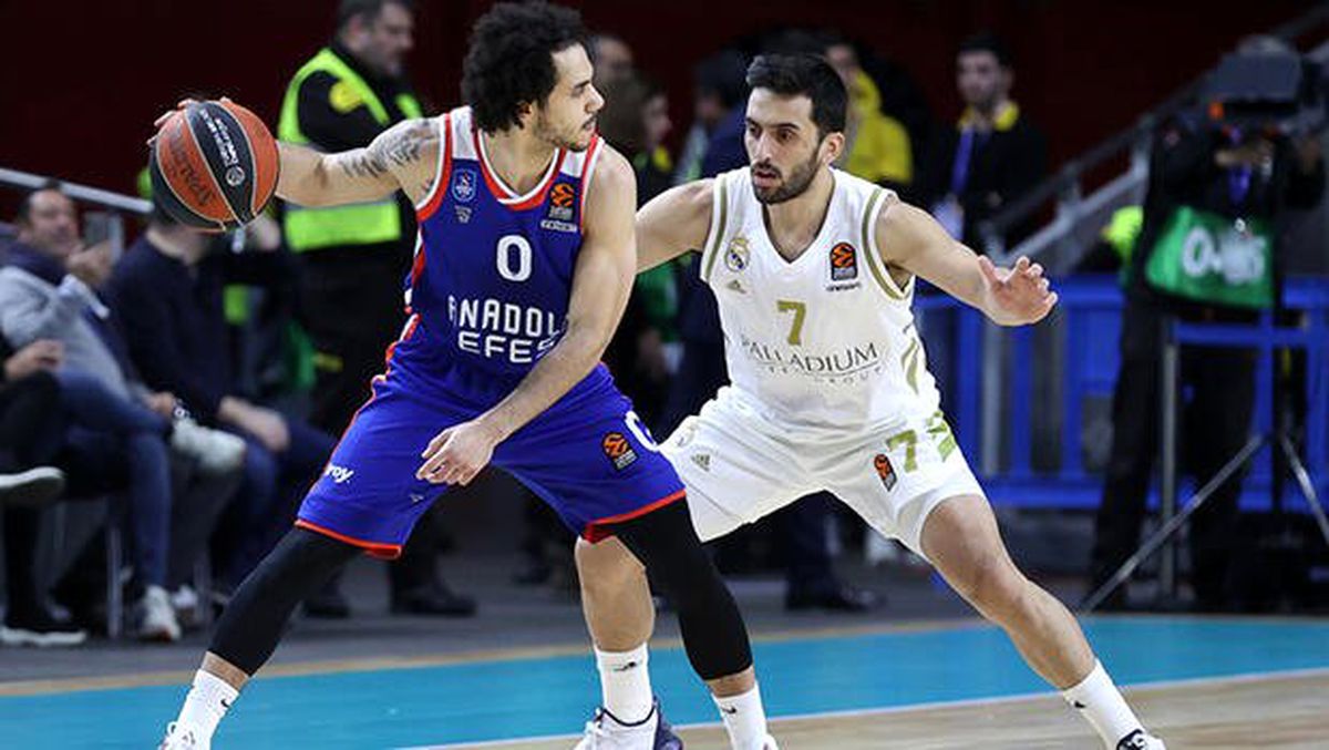 Anadolu Efes\'in rakibi Kızılyıldız