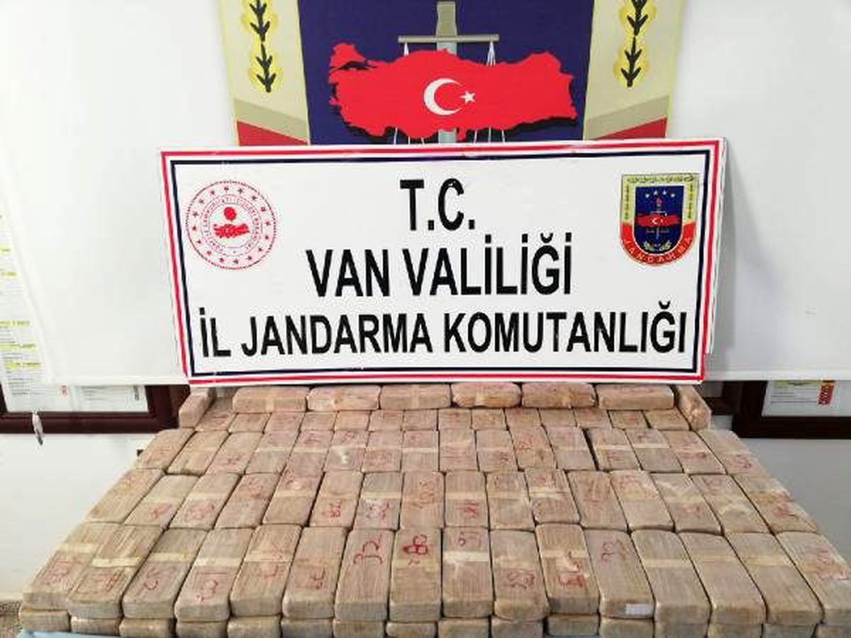Başkale\'de 69 kilo eroin ele geçirildi