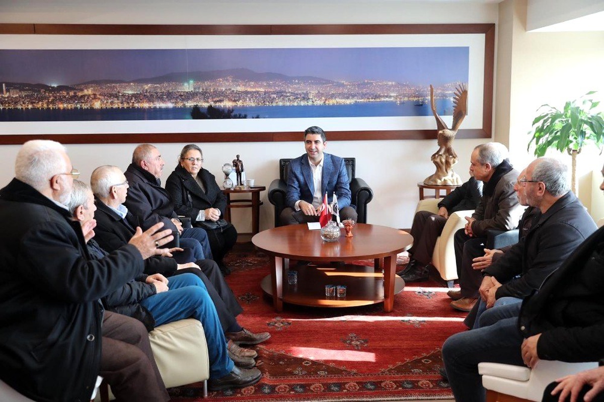 Başkan Gökhan Yüksel Halk Gününde vatandaşları dinledi