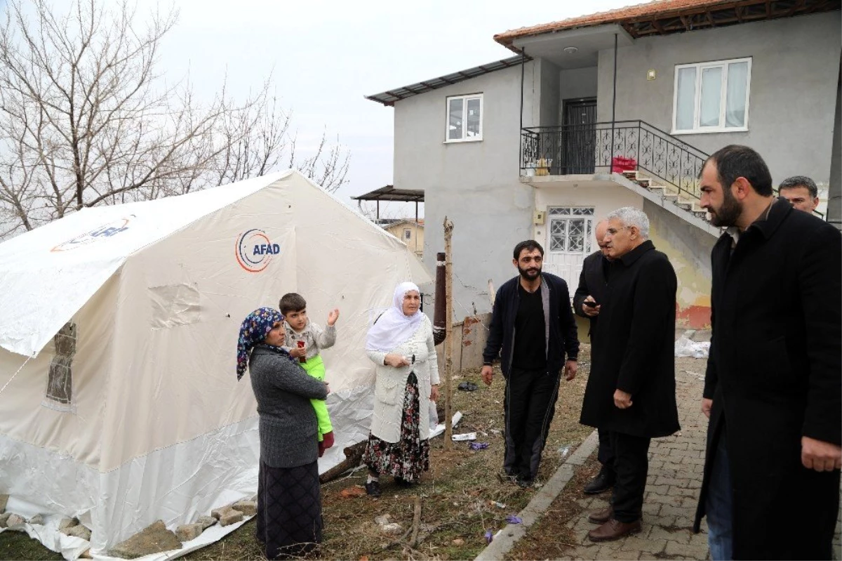 Başkan Güder, depremzedeleri yalnız bırakmadı