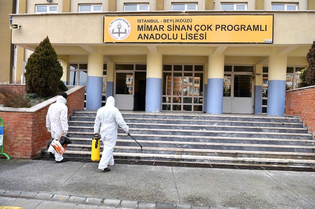 Beylikdüzü\'ndeki okullar ikinci döneme hazırlanıyor