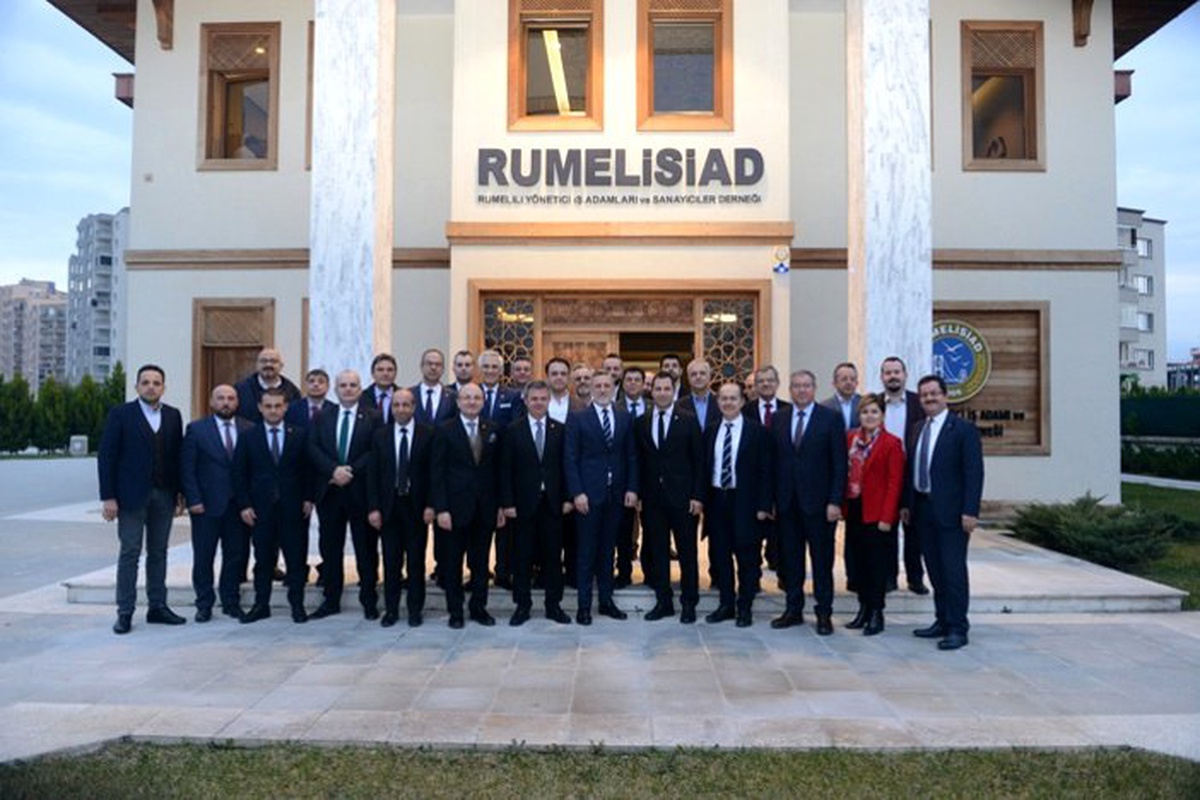 “Bursa, en yüksek dış ticaret fazlası veren kent kimliğini koruyor”