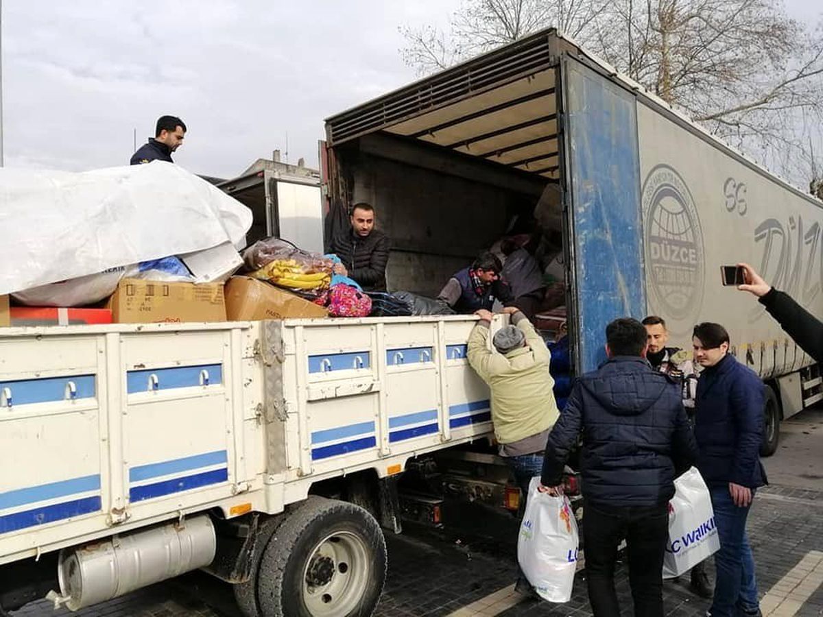 Çilimli Gençlik Merkezi\'nden Elazığ\'a yardım