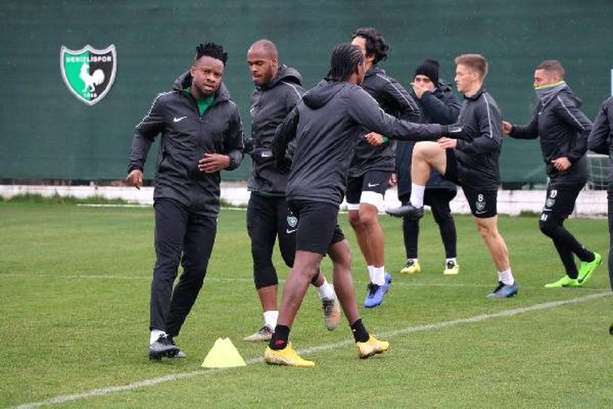 Denizlispor\'da Özdilek transferlerden mutlu