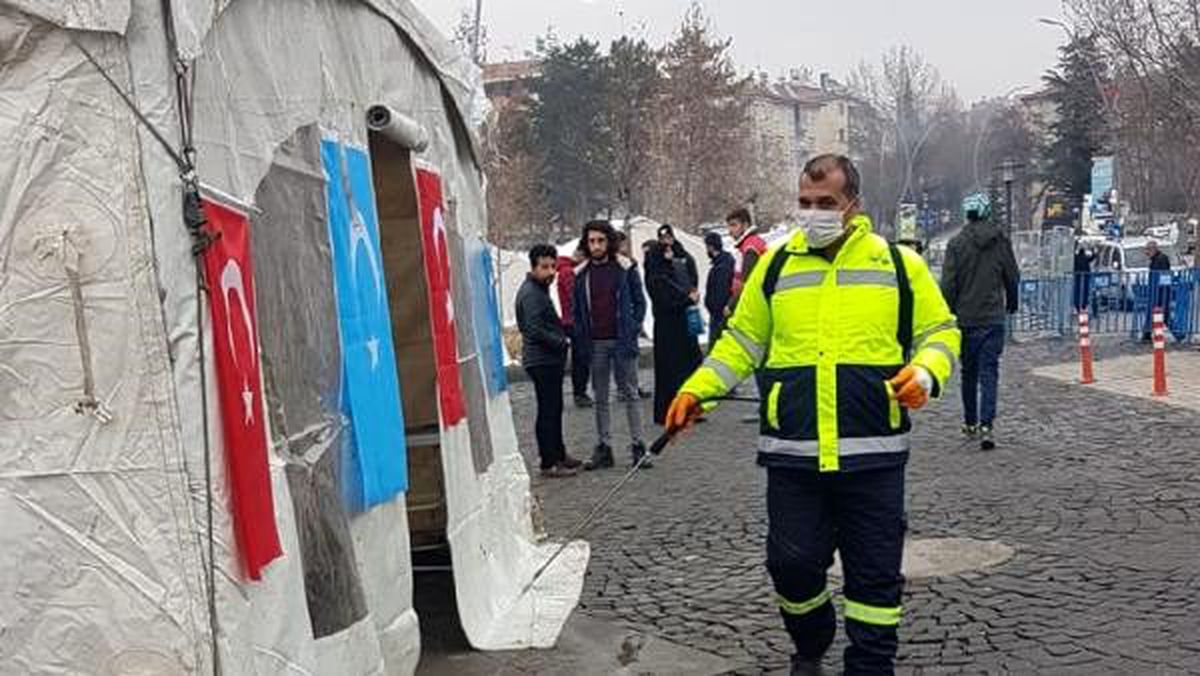 Elazığ\'da çadır alanları dezenfekte ediliyor