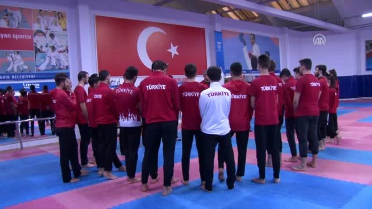 Genç karateciler Avrupa Şampiyonası\'na hazırlanıyor