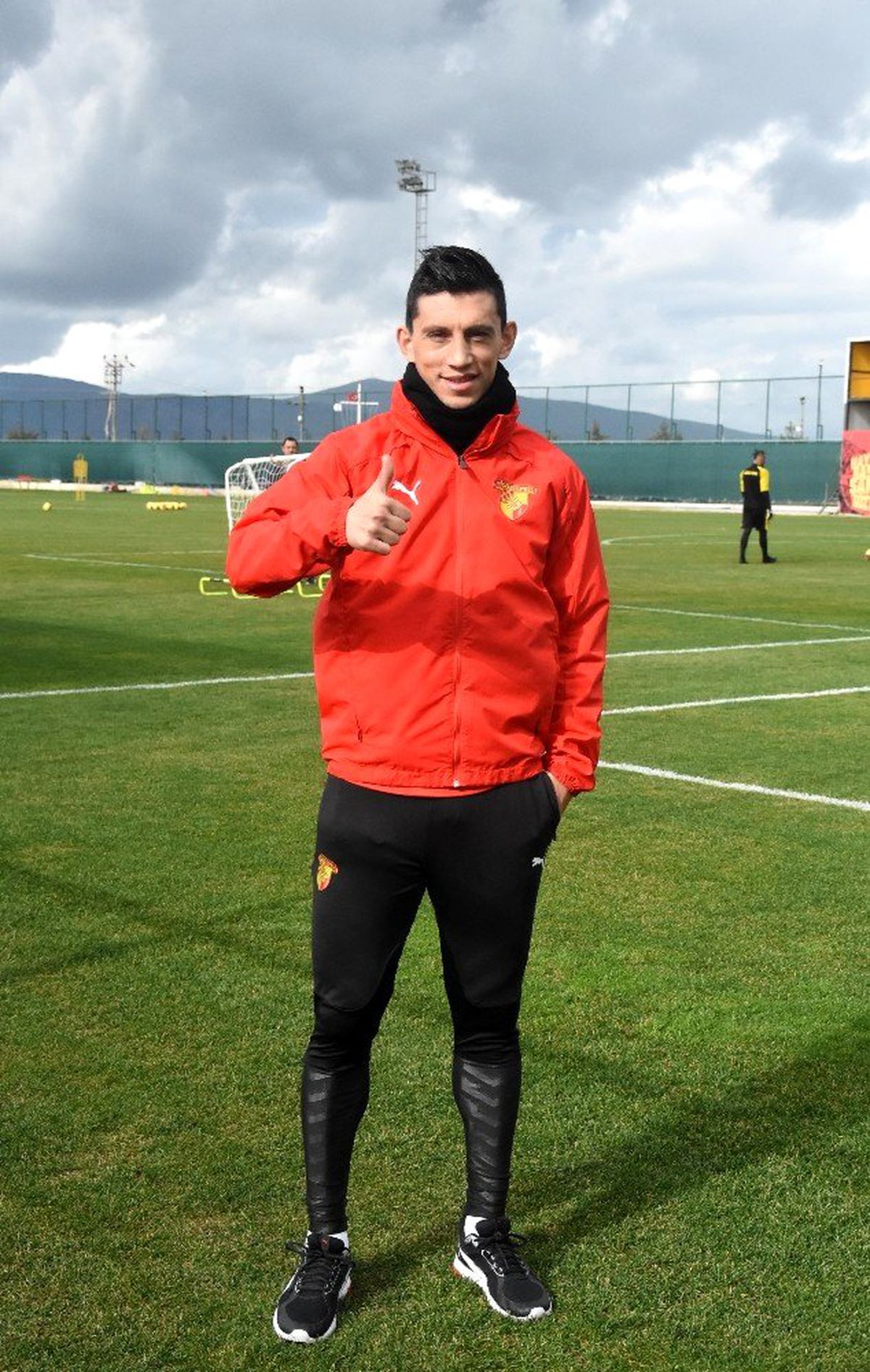 Göztepeli Castro: "Yeni stadın atmosferi mükemmel"