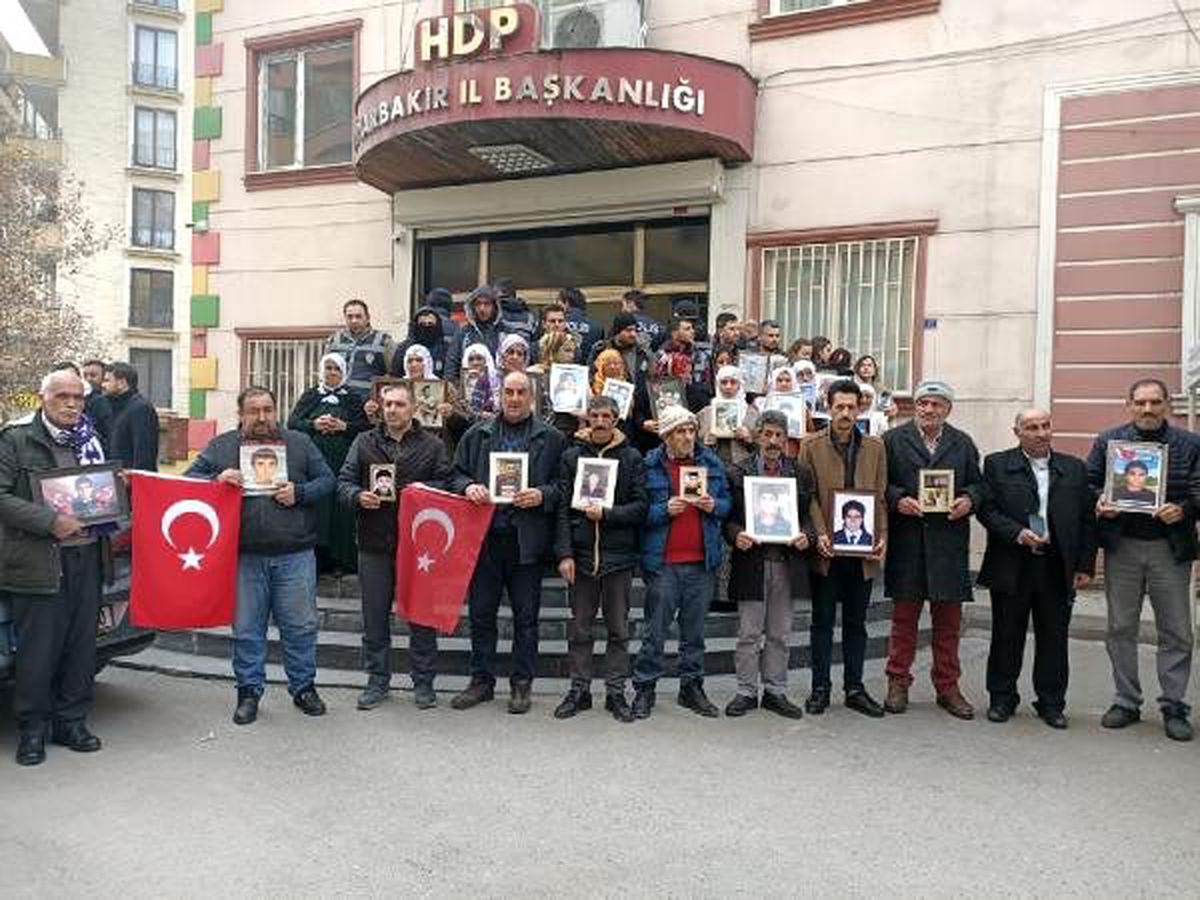 HDP önündeki eylemde 150\'nci gün; aile sayısı 77 oldu
