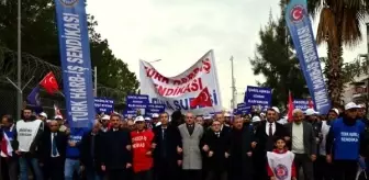 İncirlik'te işten çıkarılmalara karşı eylem