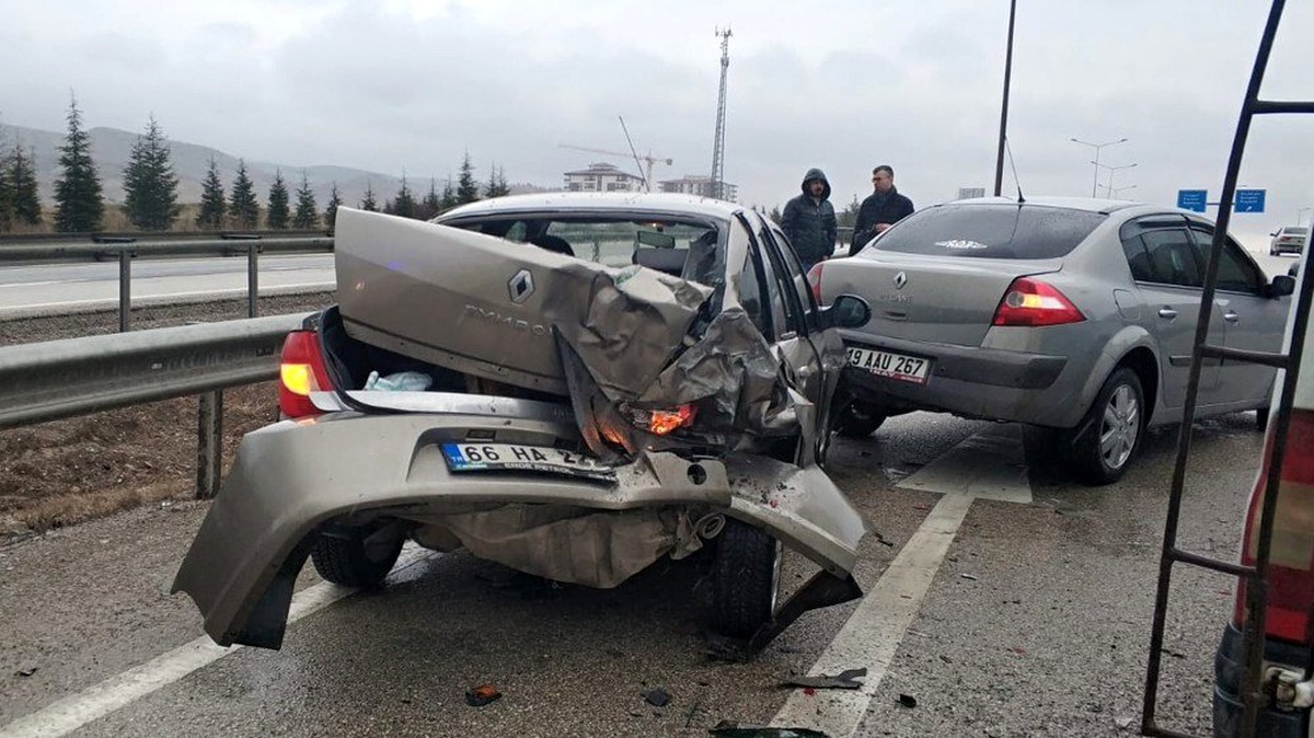 Kırıkkale\'de iki ayrı trafik kazası: 7 yaralı