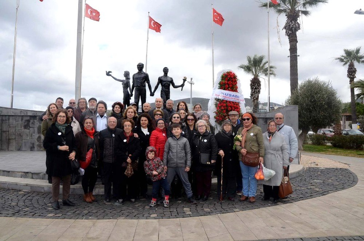 Kuşadası\'nda Selanik mübadilleri anıldı