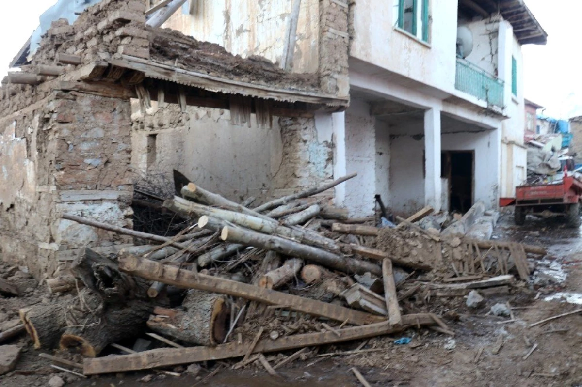 Malatya\'da 5 bin 950 deprem çadırı kuruldu