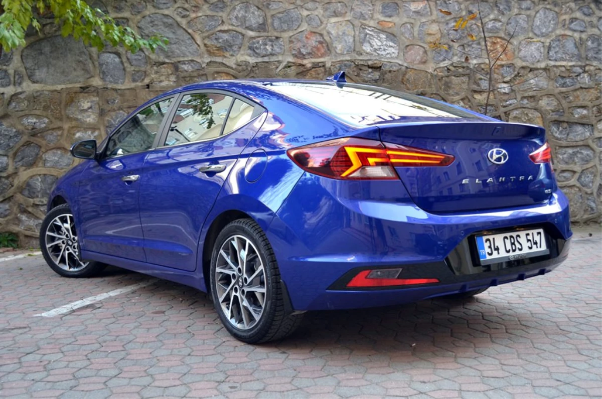 Sürüş İzlenimi: Hyundai Elantra 1.6 MPI Otm.