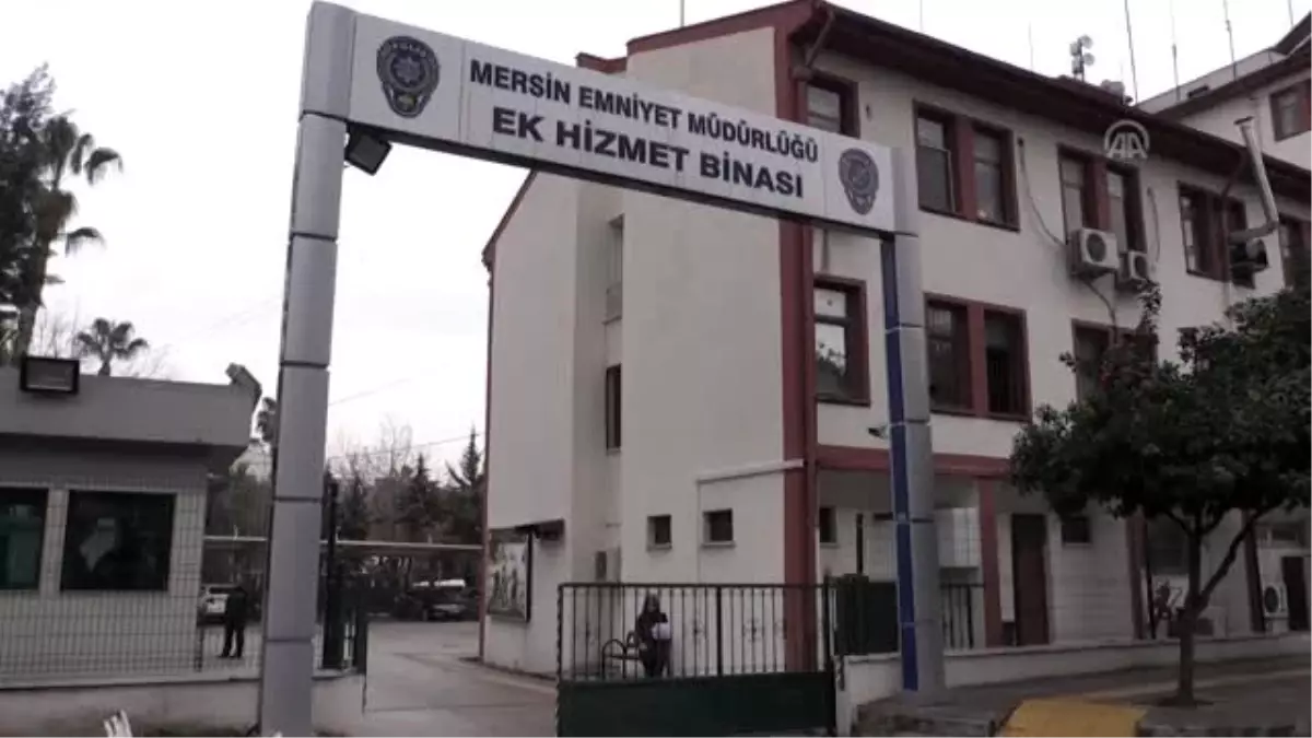 Adliyeye sevk edilirken "profesyonelim" diyen dolandırıcılık şüphelisi serbest bırakıldı