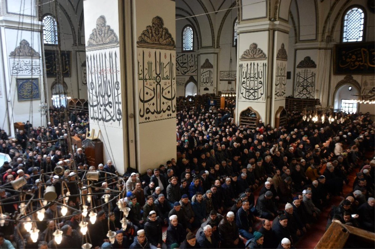 Ali Erbaş: "Deprem bize dünya ve ahiret için uyarıda bulunuyor"