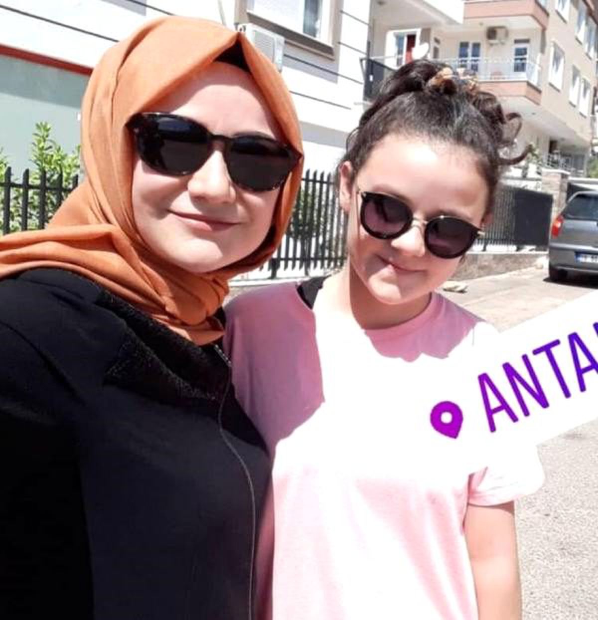 Antalya\'da dehşet; Eski eşi ve kızını öldürüp, intihar etti- Yeniden