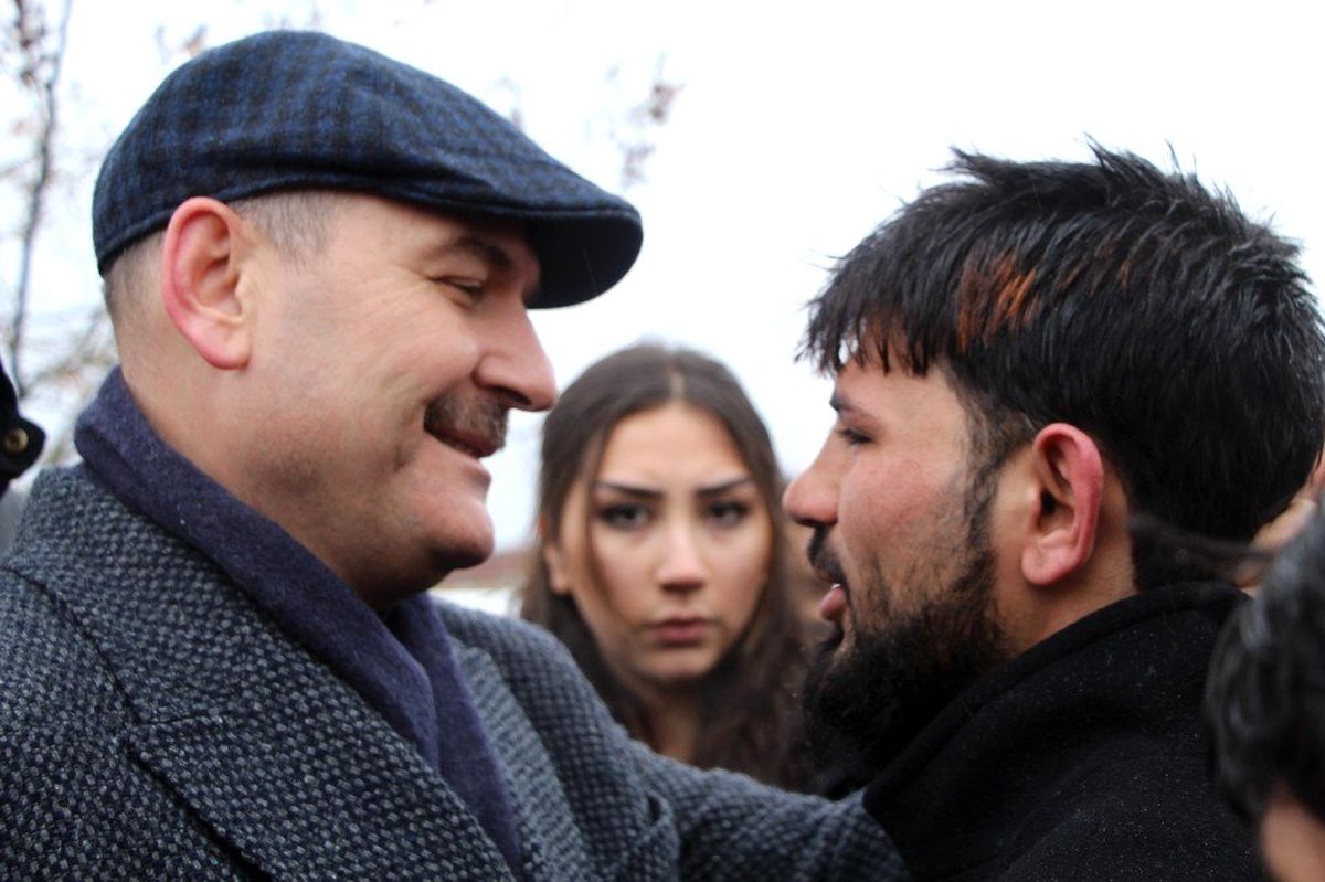 Bakan Soylu: " Hasarsız ve az hasarsızlara telefon açarak evlerinize girebilirsiniz diyeceğiz"