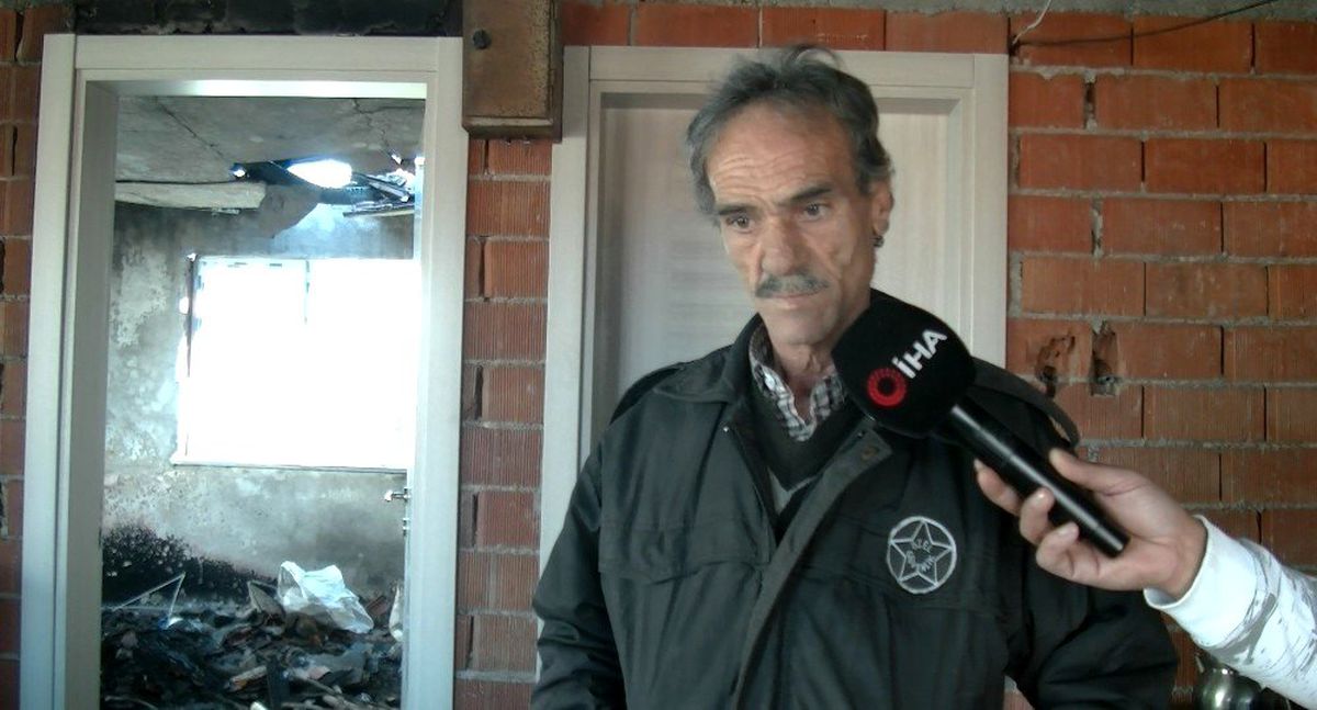 Çatısız evde yaşayan görme engelli yardım bekliyor