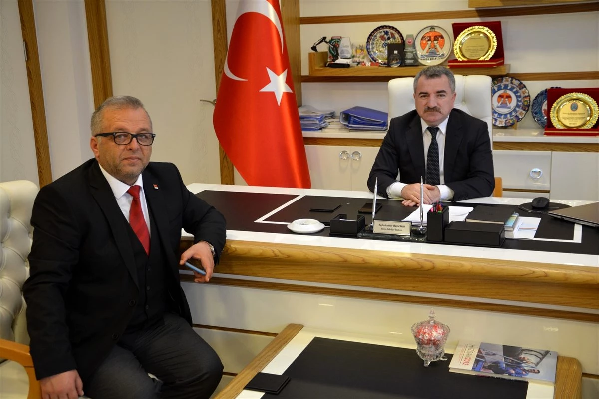 CHP Havza İlçe Başkanı Halil Alkan\'dan Belediye Başkanı Sebahattin Özdemir\'e ziyaret
