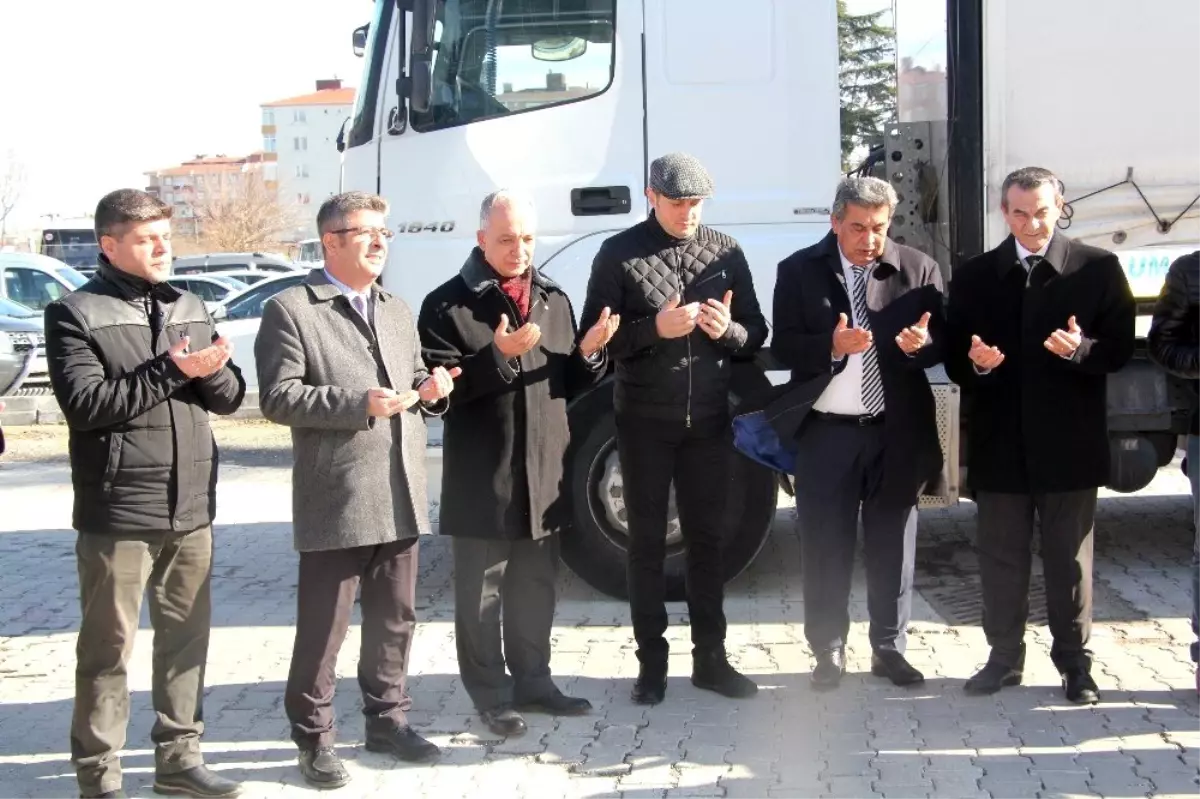 Depremzedeler için ikinci tır yola çıktı