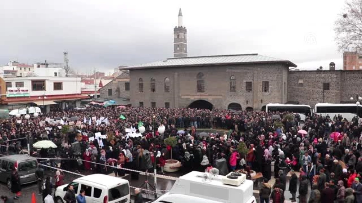 Diyarbakır\'da ABD\'nin sözde barış planı protesto edildi