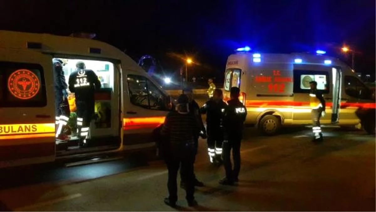 Edirne\'de iki araç çarpıştı: 4 yaralı