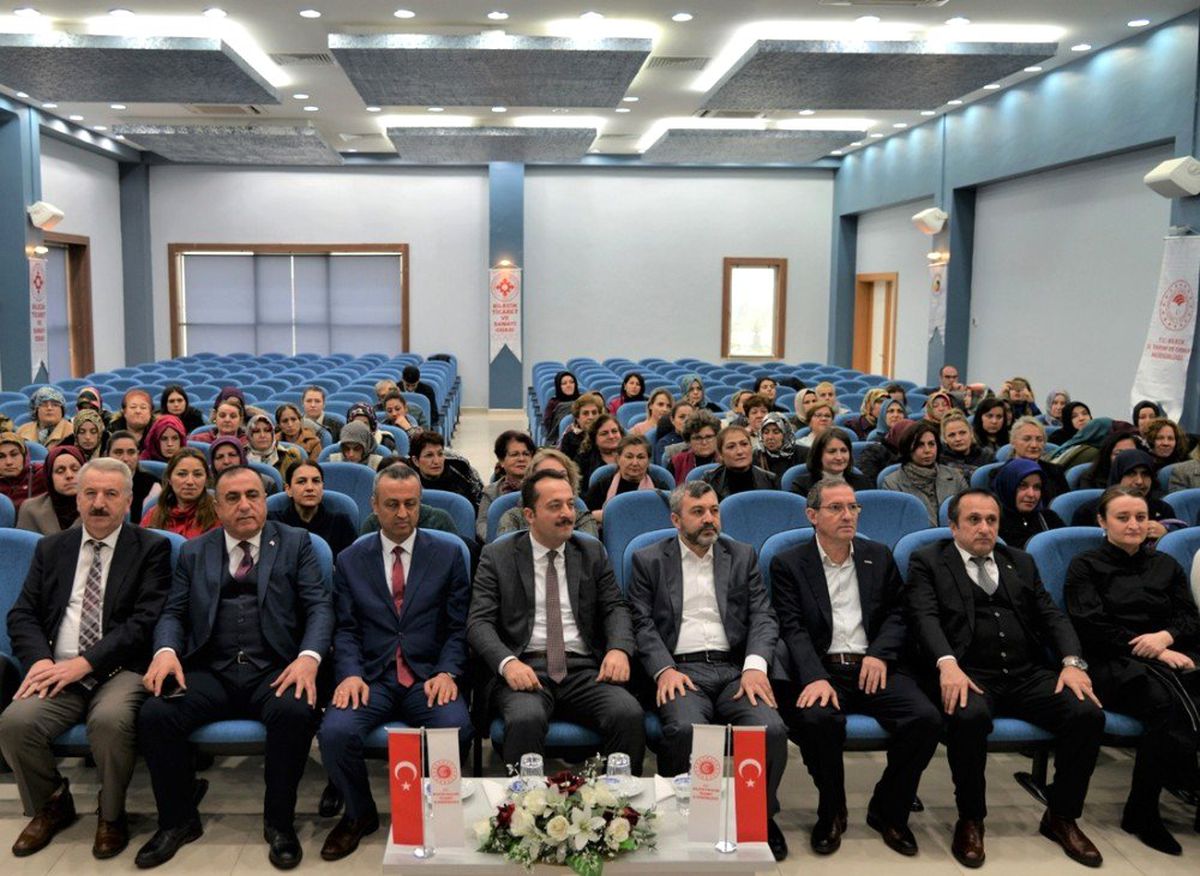 "Girişimciliğin köşe taşları" eğitimi Bilecik\'te gerçekleştirildi