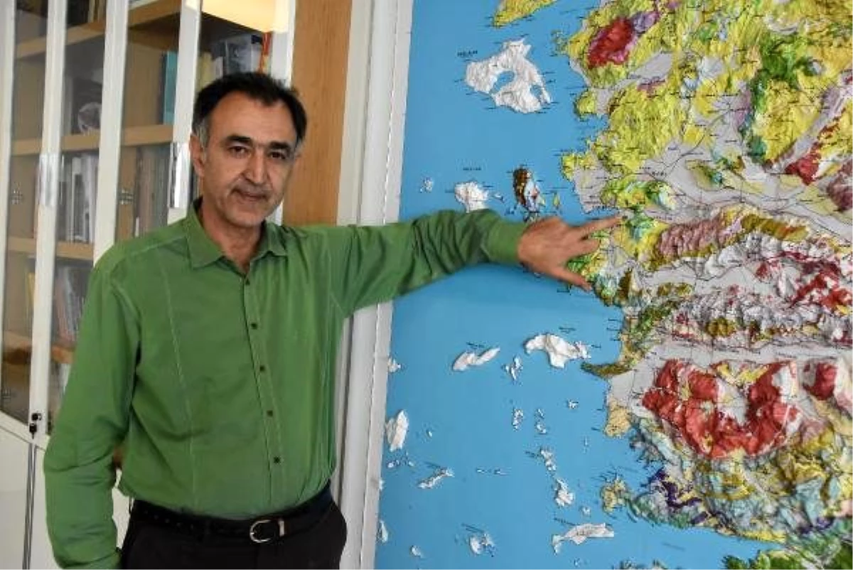 İzmir Jeoloji Mühendisleri Odası: Kentin önemli kısımları riskli