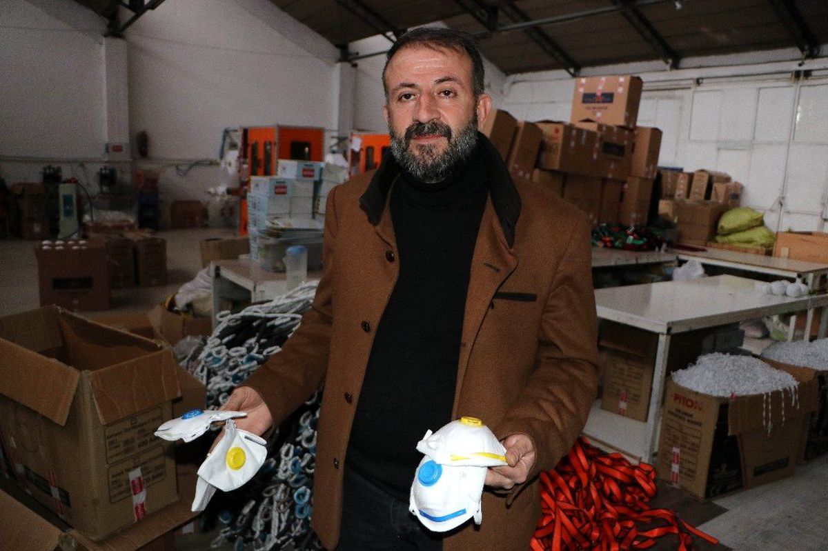 Kayserili firma Çin\'e maske yetiştirmek için gece gündüz mesai yapıyor