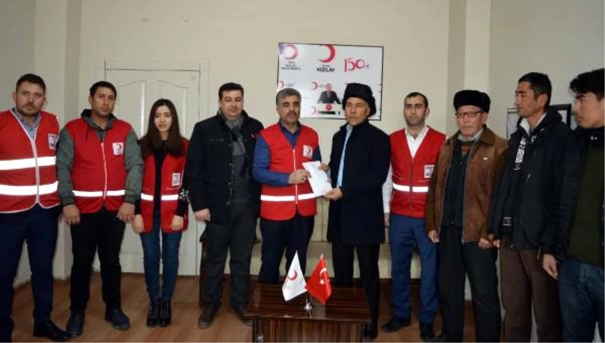 Kırgız Türkleri\'nden depremzedelere yardım