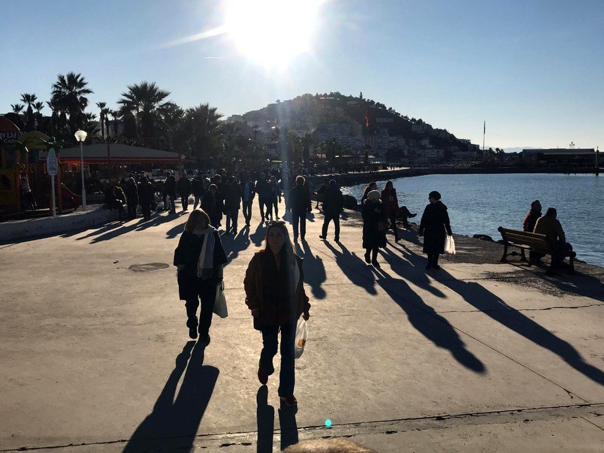 Kuşadası\'nda yazdan kalma günler