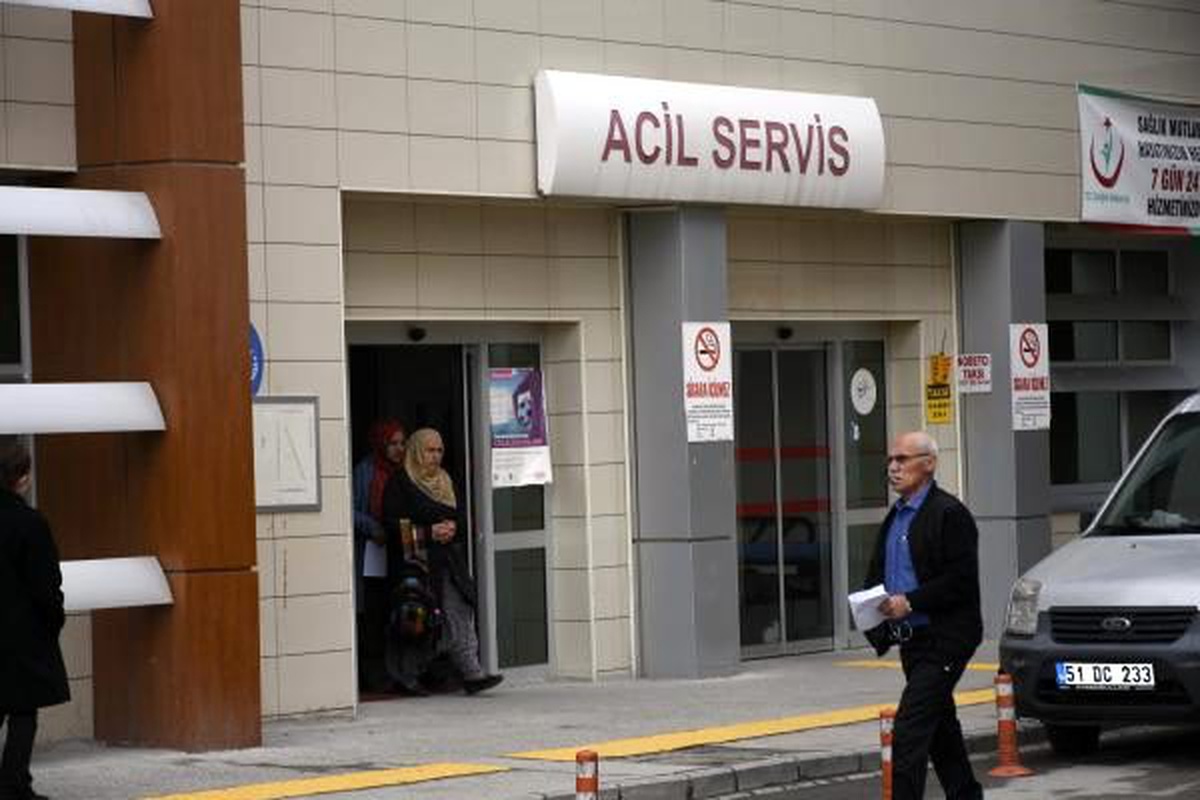 Niğde\'de sobadan zehirlenen 20 kişi tedaviye alındı