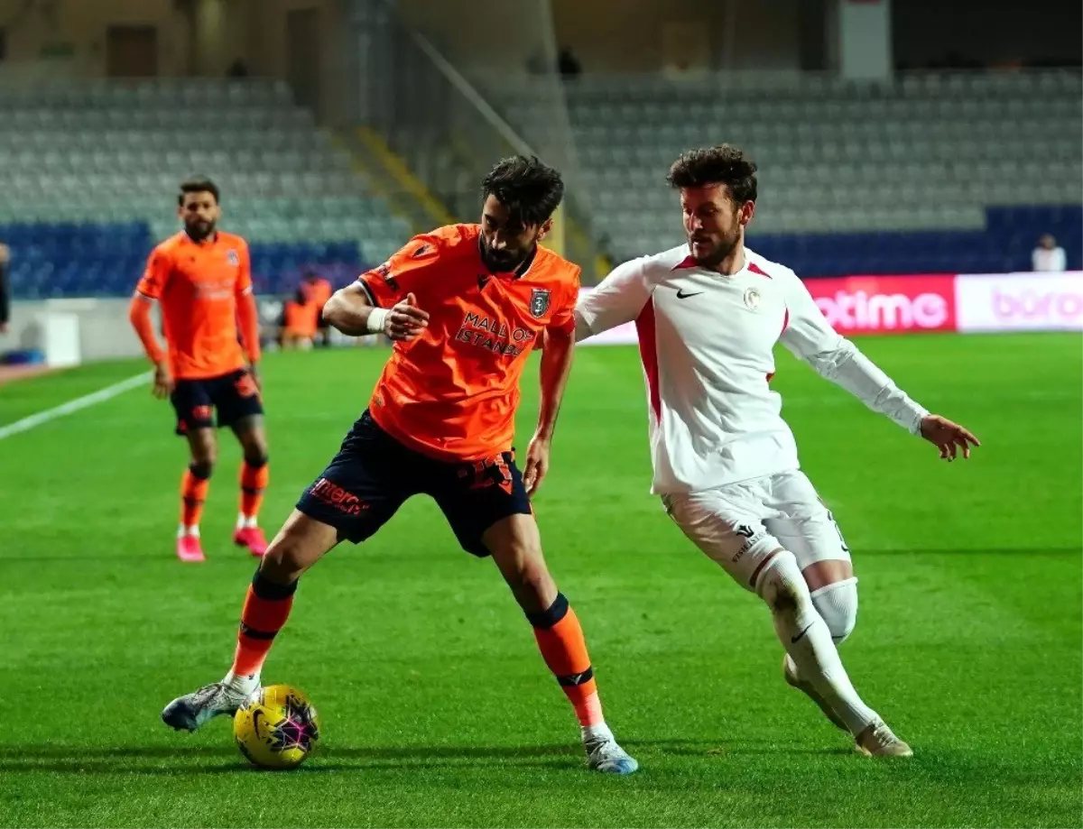 Süper Lig: Medipol Başakşehir: 3 - Gençlerbirliği: 1 (Maç sonucu)